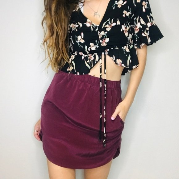 Madewell Dresses & Skirts - NWT Madewell maroon pocket mini skirt